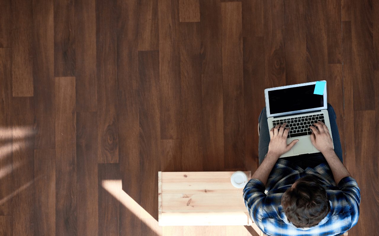 где найти маркетолога через интернет