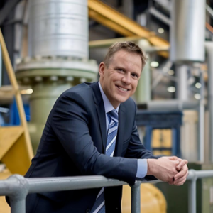 800+ заявок по 1 600 рублей для Mini MBA: как мы построили автоворонку для АФК «Система» и РУДН